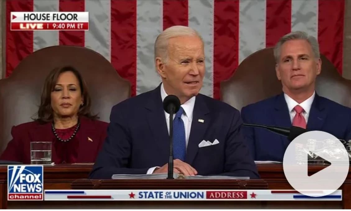 Bidenov prejav o stave Únie - prítomní ho vypískali