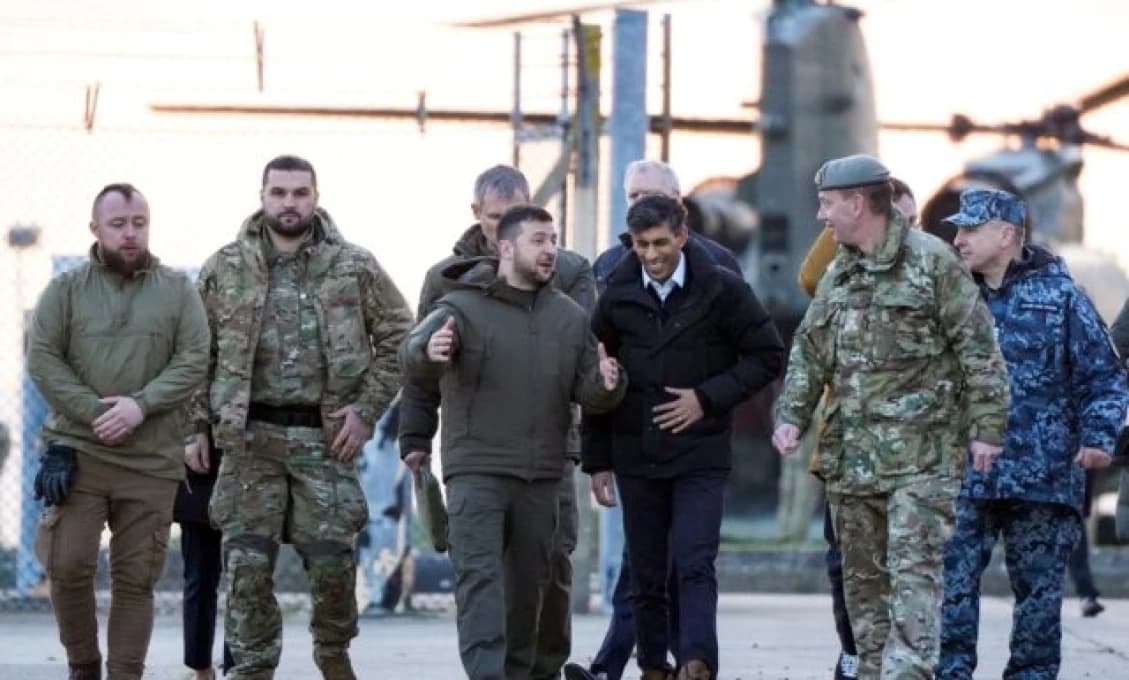 III. SVETOVÁ Z PRVÉHO RADU! Británia posiela na Ukrajinu rakety dlhého doletu