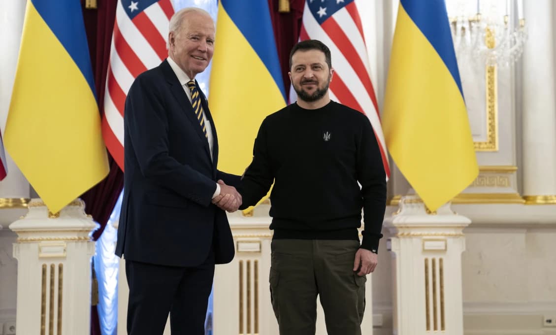 Bidenova krížová výprava za globálnu demokraciu je odsúdená na neúspech