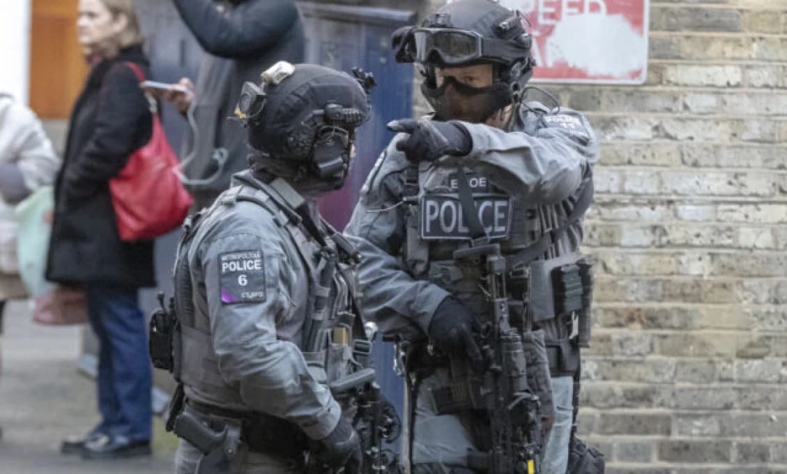 TOTO je tá SLOBODA! Kresťanského kazateľa zatkla protiteroristická polícia. NEUVERÍTE za čo!