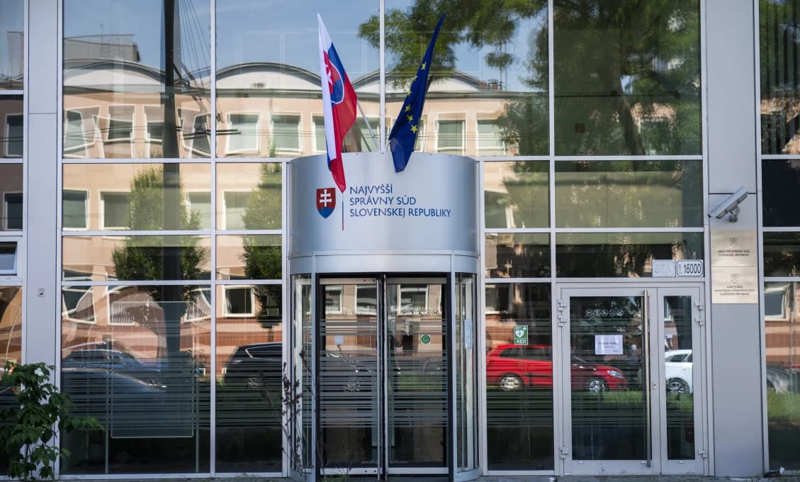 Na Najvyššom správnom súde NEŠETRIA! Pozrite na ten LUXUS