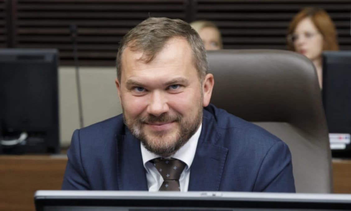 Karas pozastavil legislatívny proces k trestnej zodpovednosti šéfov nemocníc