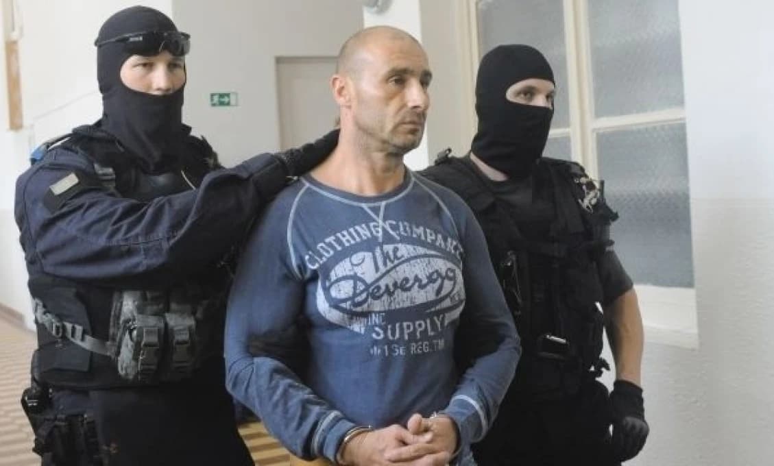 V kauze vraždy bosa sýkorovcov oslobodil súd štyroch mužov