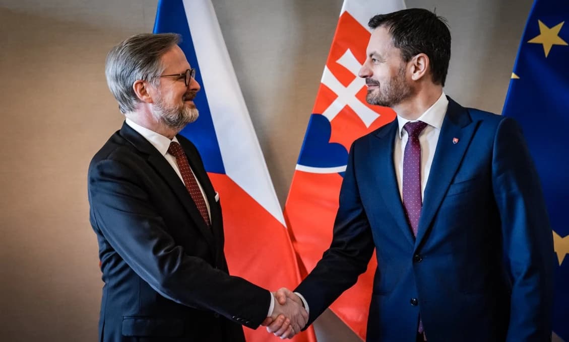 Generál Viktorín: ODVOLANÝ PREMIÉR „V NÁLEVE“