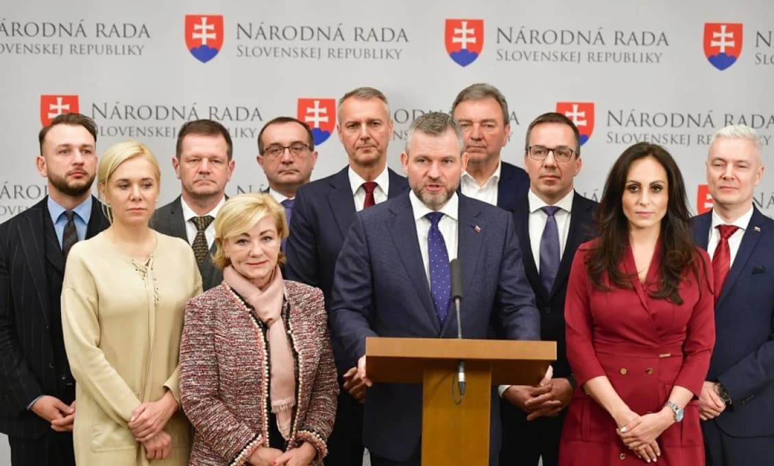 Hlas - SD zverejnili, s kým sa budú spájať