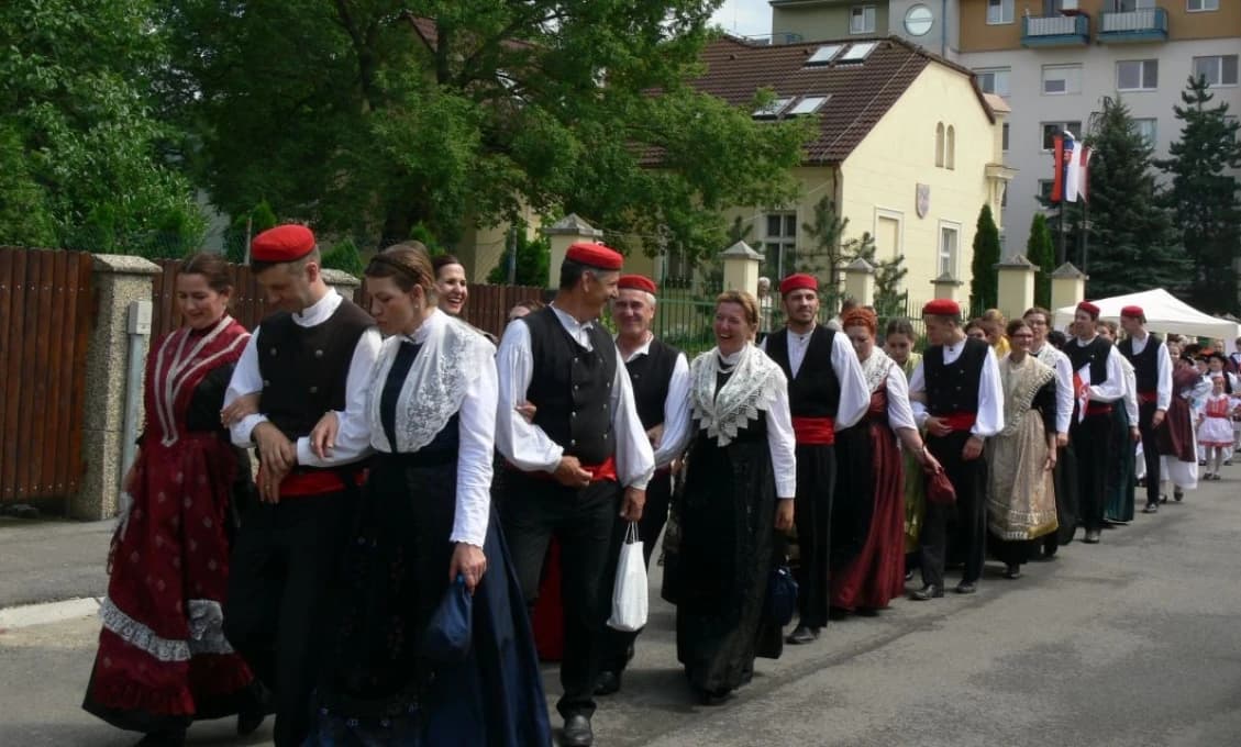 Múzeum kultúry Chorvátov opäť podporí alegorickú púť Po staza naših starih