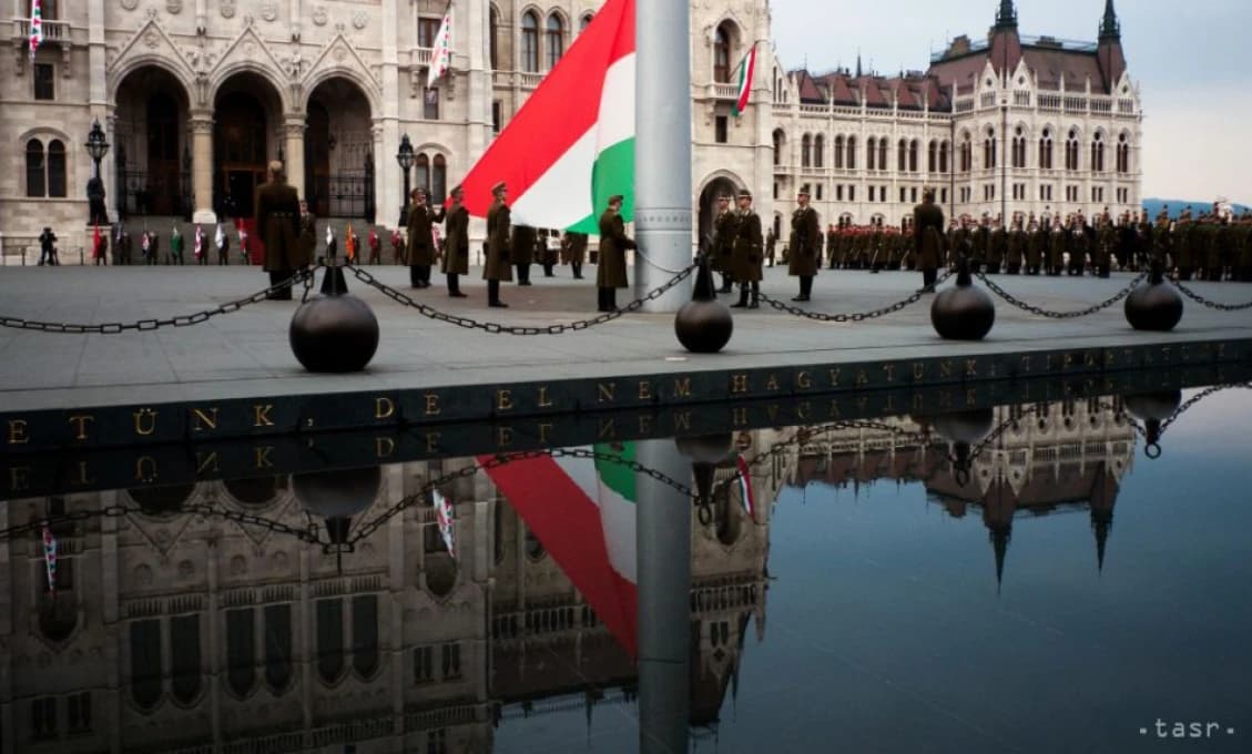 Nemecký europoslanec chce zastaviť financovanie Maďarska a nie Ukrajiny