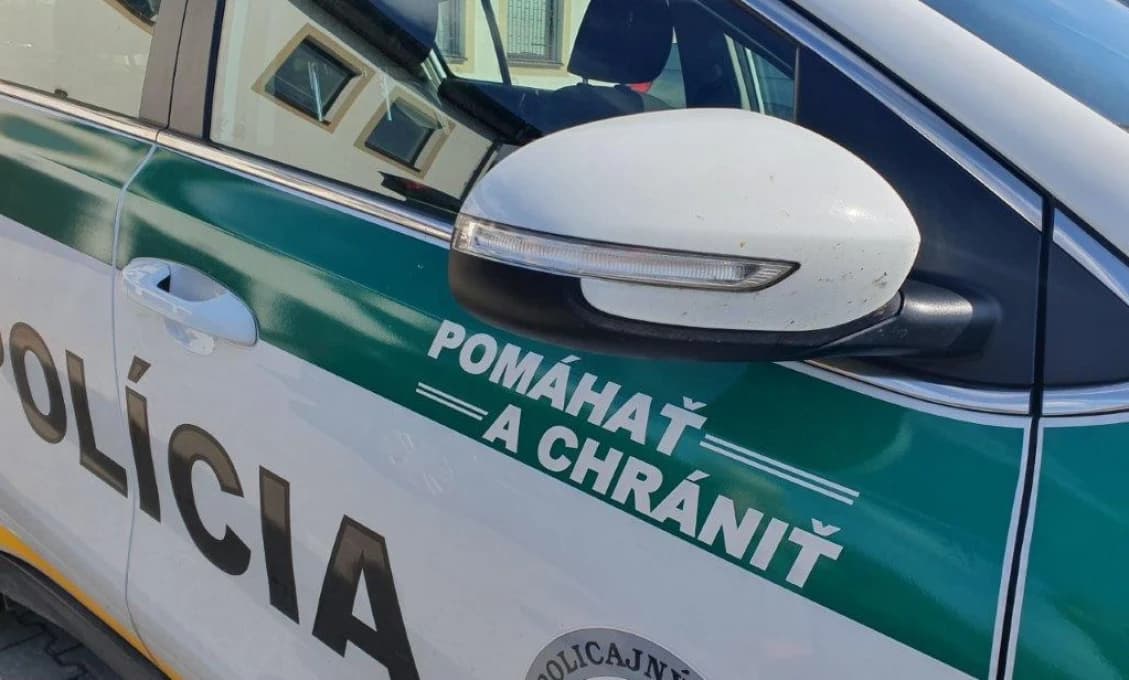 Brutálna naháňačka! Vodič vozidla Mercedes Benz CLS 350 sa pokúsil ujsť policajtom!