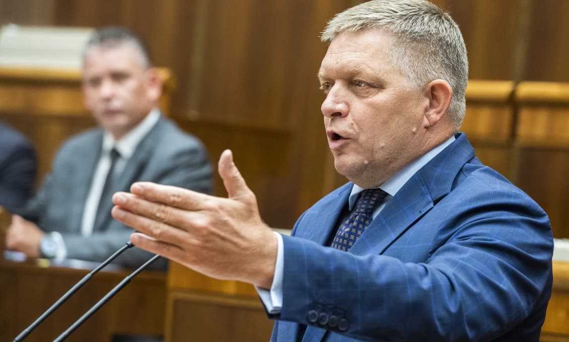Fico: Ľudia ako Káčer, Mikulec či Heger sú TOTÁLNY PREPADÁK!