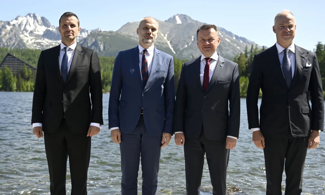 Vzdušný priestor Slovenska budú okrem Česka a Poľska chrániť aj Maďari