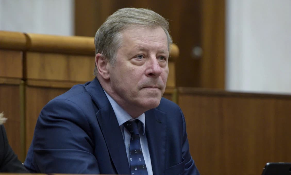 Poslanci ukončili rokovací deň, v diskusii o PVV budú pokračovať aj ráno