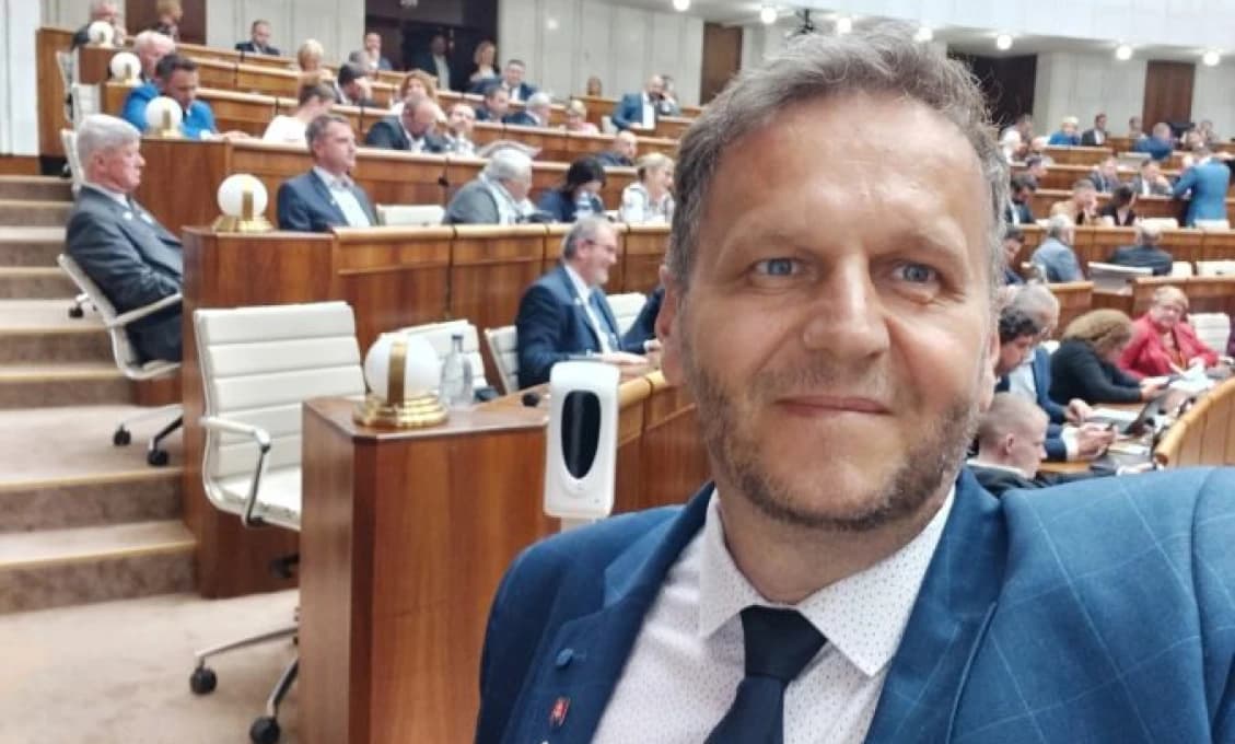 ANKETA HOMOFÓB ROKA: Kuriakovi je CŤOU byť medzi nominovanými osobnosťami