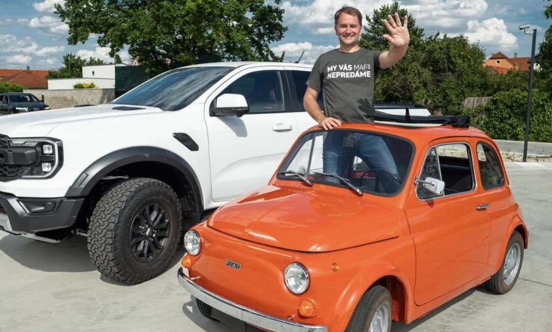 Matovičove Fiatky ešte ani nejazdia, UŽ ICH RIEŠI NAKA (VIDEO)