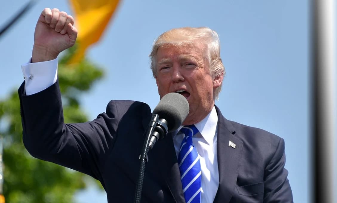STOP peniazom Ukrajine! hrmel Trump. A nastalo ZDESENIE: On môže vyhrať!