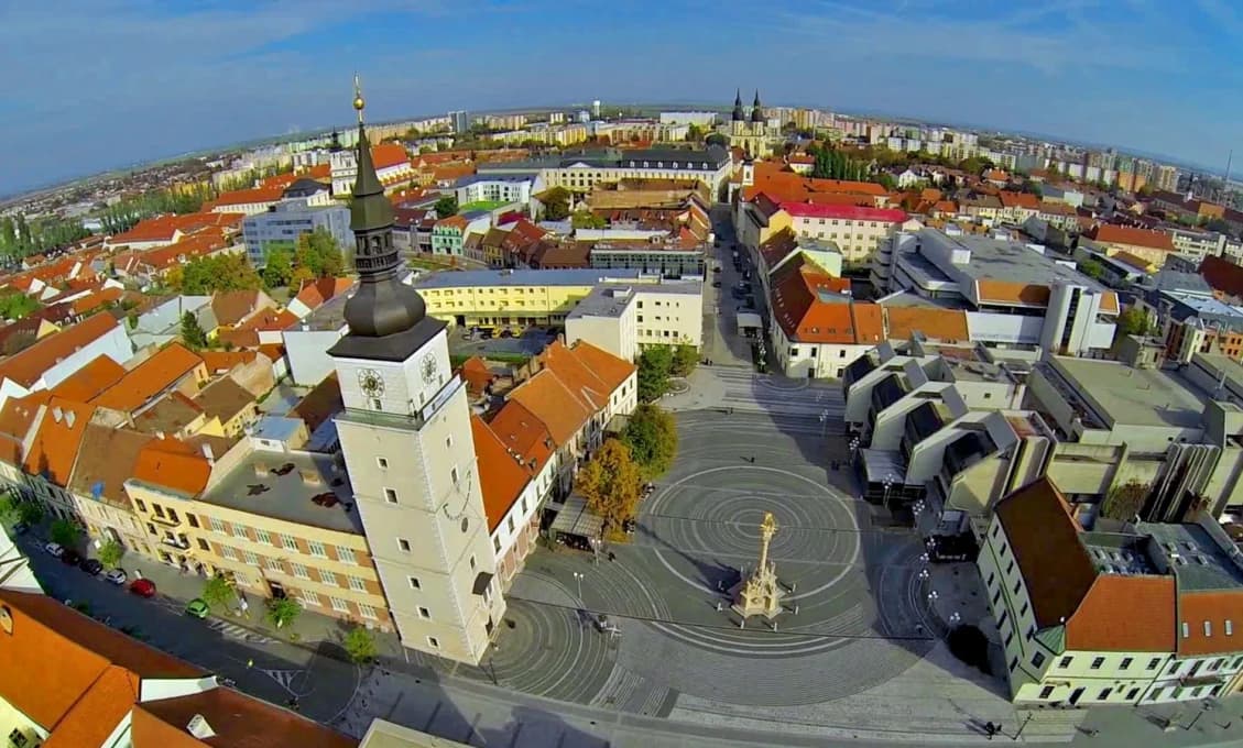 Trnava: Počas jarmoku budú v meste platiť viaceré dopravné obmedzenia