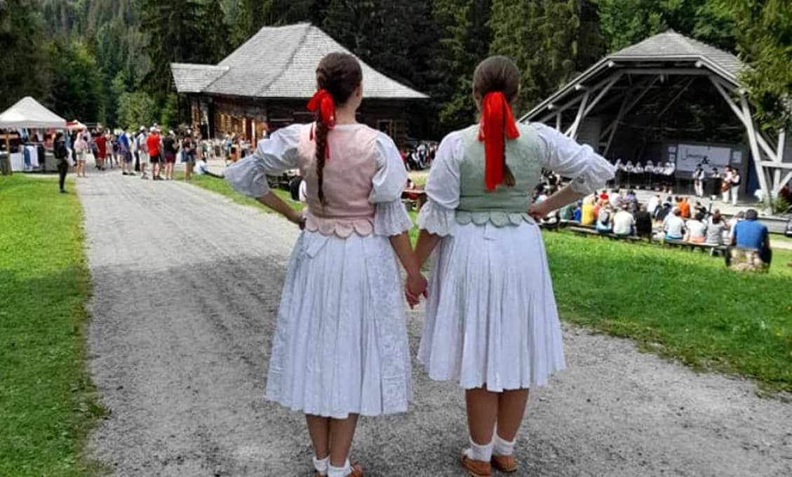 Slávnosti českého a slovenského folklóru budú vo Vychylovke po desiaty raz
