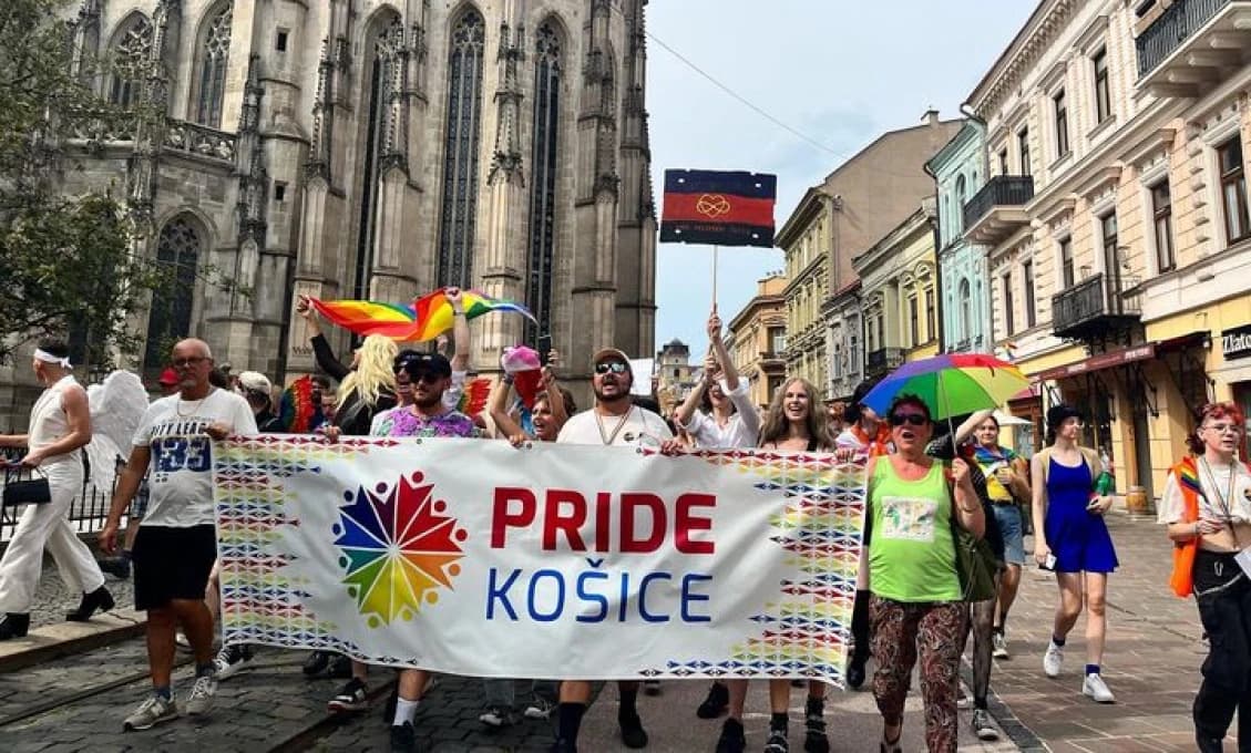 Cestu dúhovému sprievodu v Košiciach skrížili kotlebovci