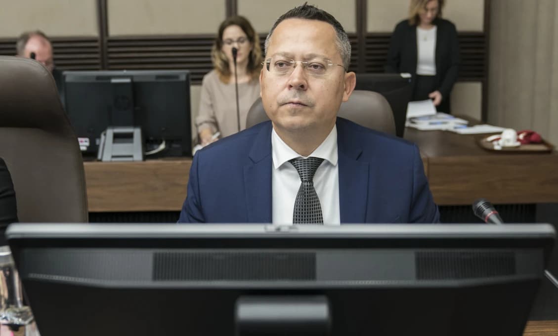 Kamenický k nedeľným reláciam - ŠIMEČKA, ÓDOR A HEGER DNES PERLILI