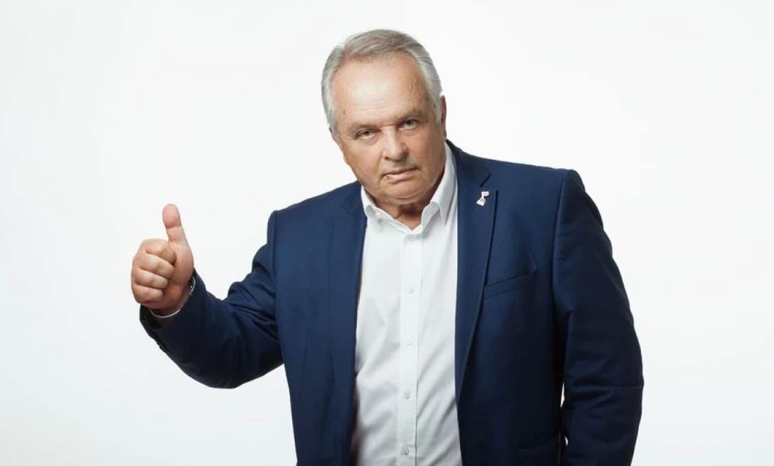 Hrdina dňa: Rus zachránil v petržalskom Draždiaku ranenú labuť!