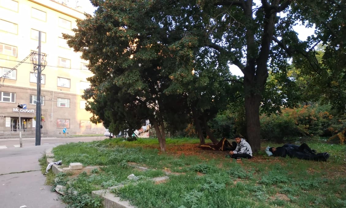 Kramplová: MIGRANTI si zriadili "ležovisko" V CENTRE BRATISLAVY!