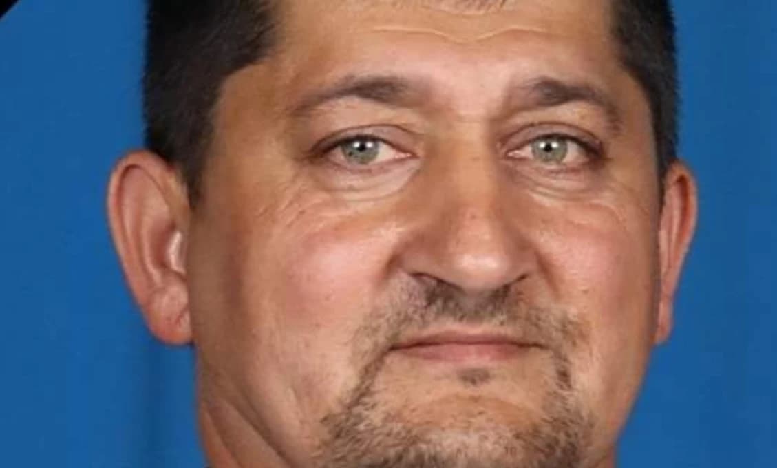 Zomrel predseda strany Princíp A. Géňa