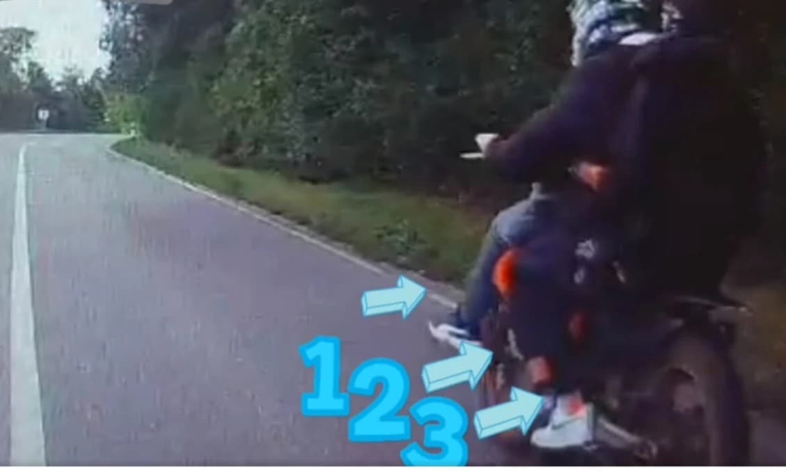AUTENTICKÉ VIDEO! Traja puberťáci unikali na JEDNEJ motorke pred policajtmi