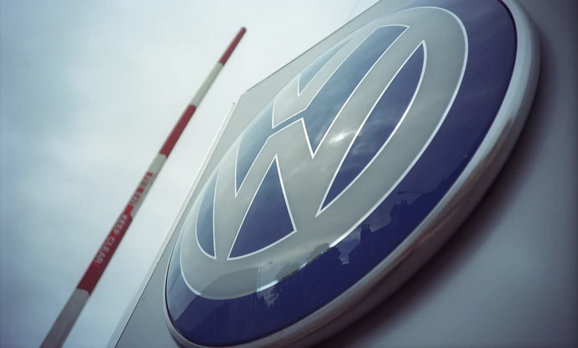 Volkswagen pozastaví výrobu 2 modelov elektrických vozidiel z dôvodu nízkeho dopytu