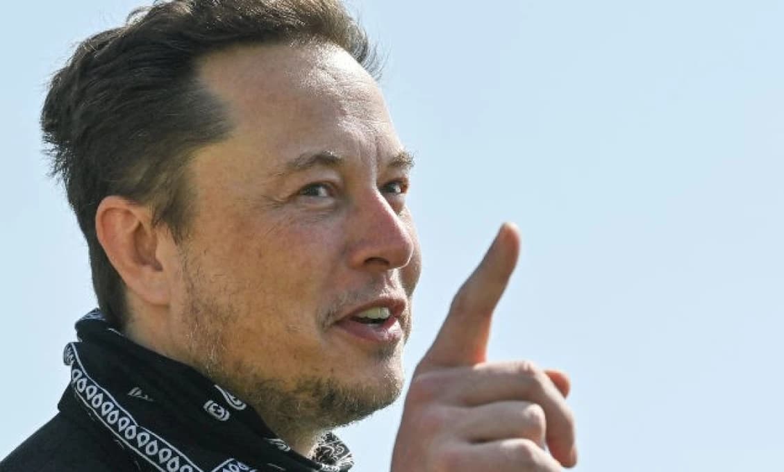 Elon Musk kritizuje EÚ: CENZÚRA DEZINFORMÁCIÍ? OBROVSKÝ PODVOD!