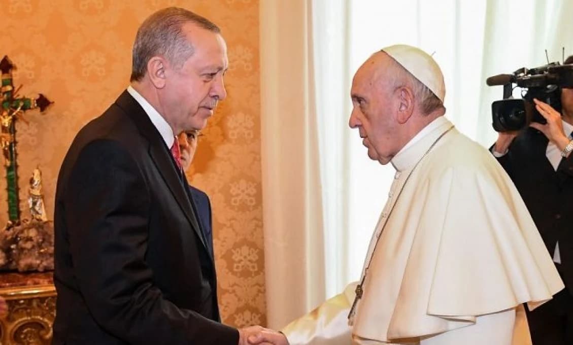 Erdogan v telefonáte s pápežom odsúdil izraelský MASAKER Palestínčanov