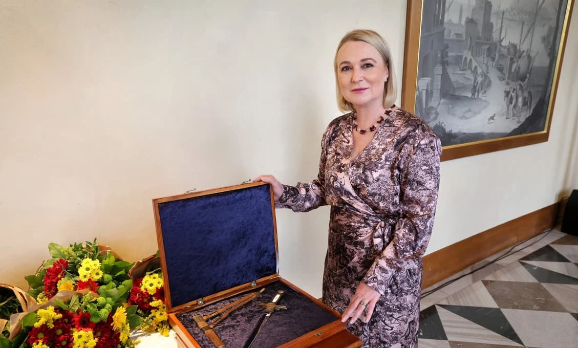 Ministerka obrany ČR je za radikálne riešenia. Navrhuje vystúpiť z OSN