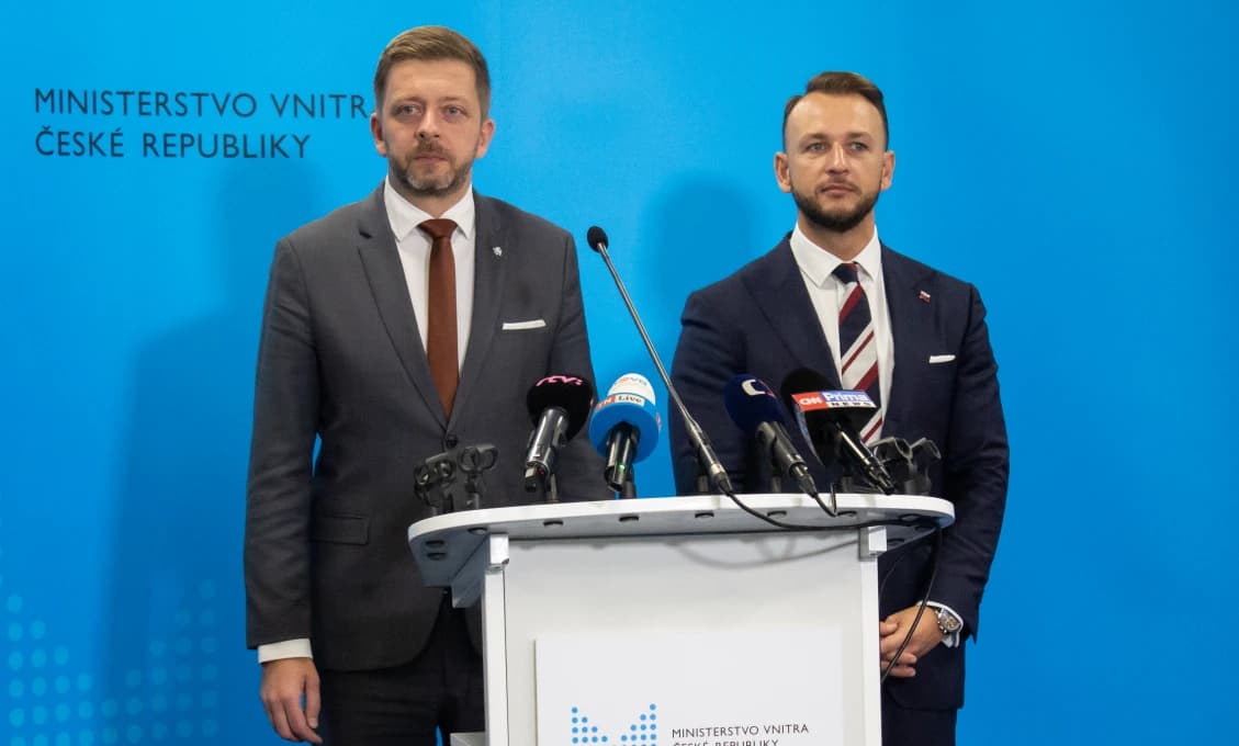 Eštok sa OSPRAVEDLNIL Čechom! Za NESCHOPNOSŤ bývalej vlády (VIDEO)