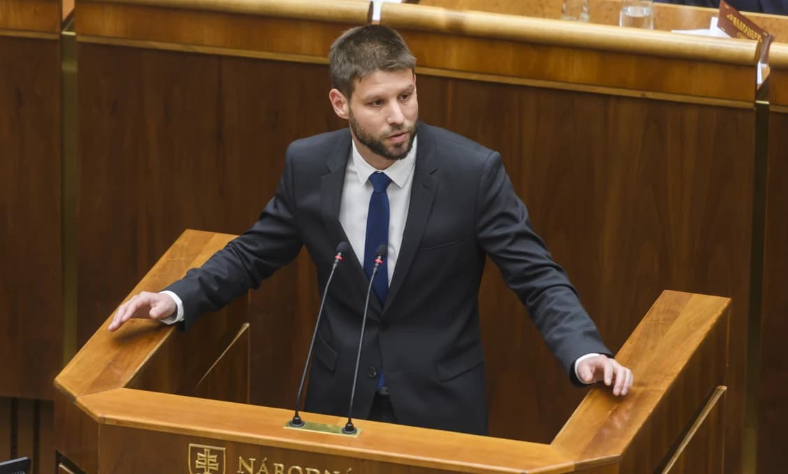 ABSURDNÉ! ŠIMEČKOVI A JEHO KLUBU TOTO NEPREKÁŽA?
