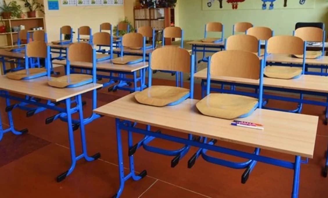 Dráma na na základnej škole v Bratislave: Žiak chcel vyskočiť z okna!