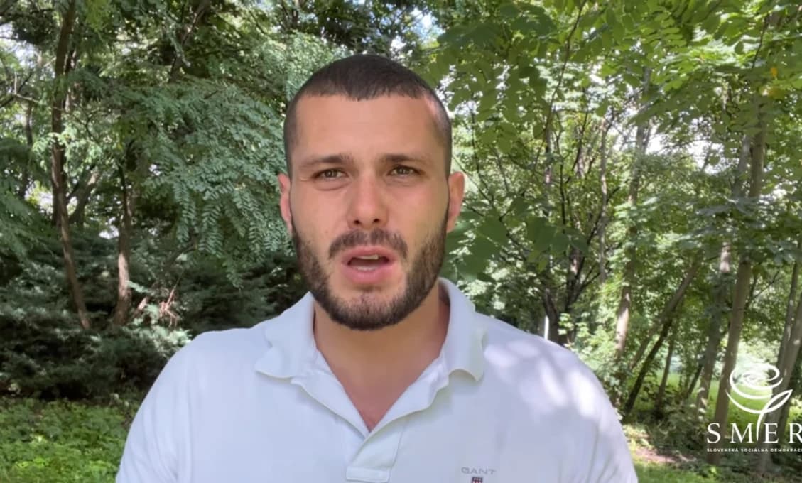Richard Glück: Z BOJOVNÍKA ZA SLOBODU SLOVA SA STAL PROGRESÍVNY APARÁTČIK (VIDEO)