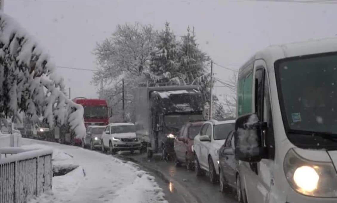 Doprava KOLABUJE! TU sa tvoria 2-hodinové kolóny