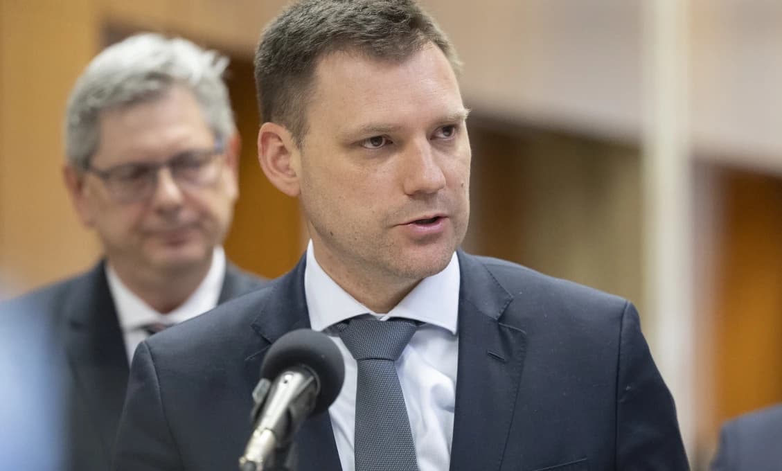 Tomáš Taraba NA PRANIERI „objektívnej" žurnalistiky (VIDEO)