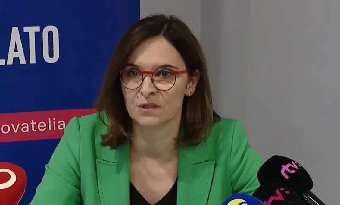 PANI DLUGOŠOVÁ Z APOLITICKÉHO ÚRADU NA OCHRANU OZNAMOVATEĽOV ZAČALA ROBIŤ POLITIKU