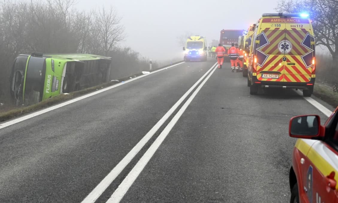 Zranení z ukrajinského autobusu skončili v nemocniciach v Košiciach a v Trebišove (FOTO)