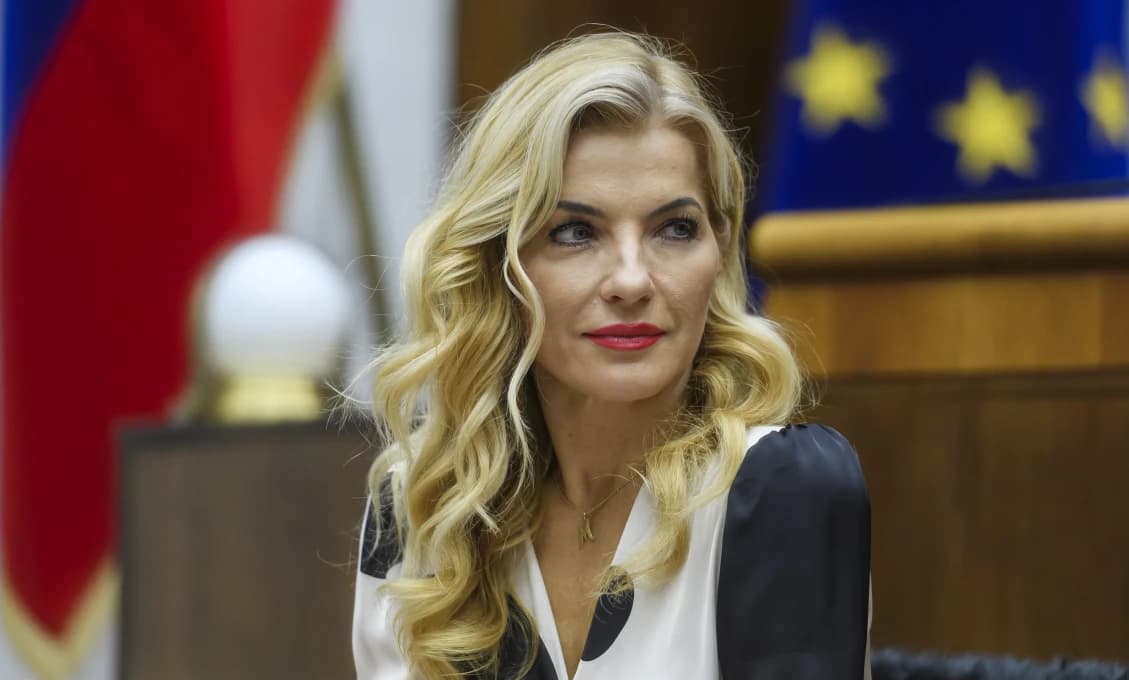 Šimkovičová: Dotácie mali smerovať do progresívnych mimovládok. Spomína aj Rizmana!