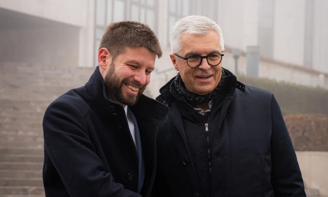 IVAN KORČOK SLOVENSKO NESPÁJA, ALE VEDOME HO ROZDEĽUJE