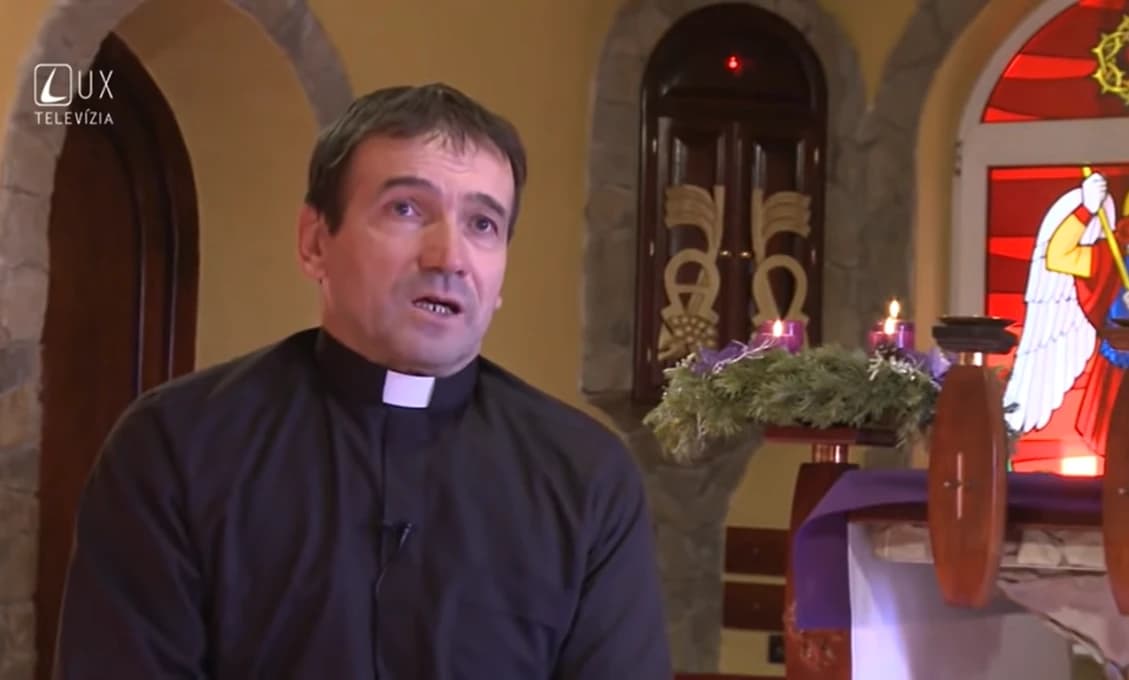 Farár Kuffa: Charita a sociálna práca nie je jedno a to isté (VIDEO)