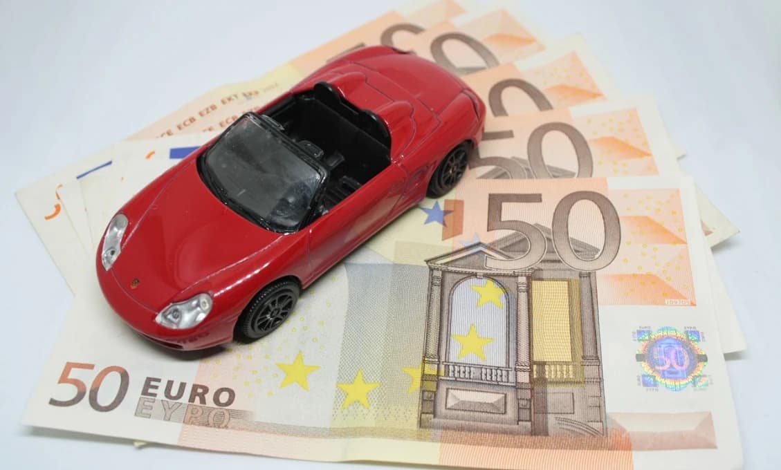 Podnikatelia, pozor na nesplatenie daňových restov za automobily! Pokuta bude mastná