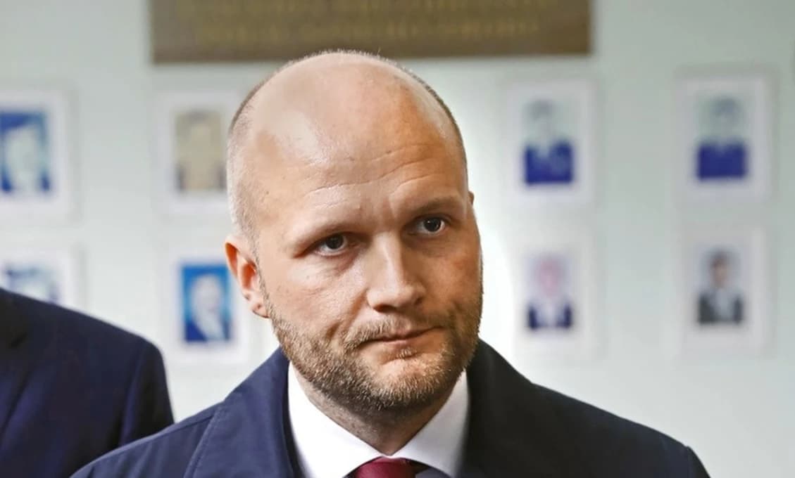 Slová ako egomaniaci, chorí a narušení jedinci nemohli v novoročnom priani Jaroslava Naďa chýbať