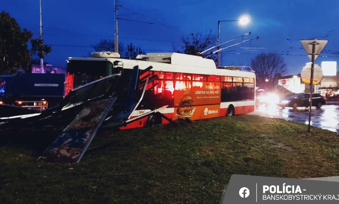 Nehoda trolejbusu v Banskej Bystrici