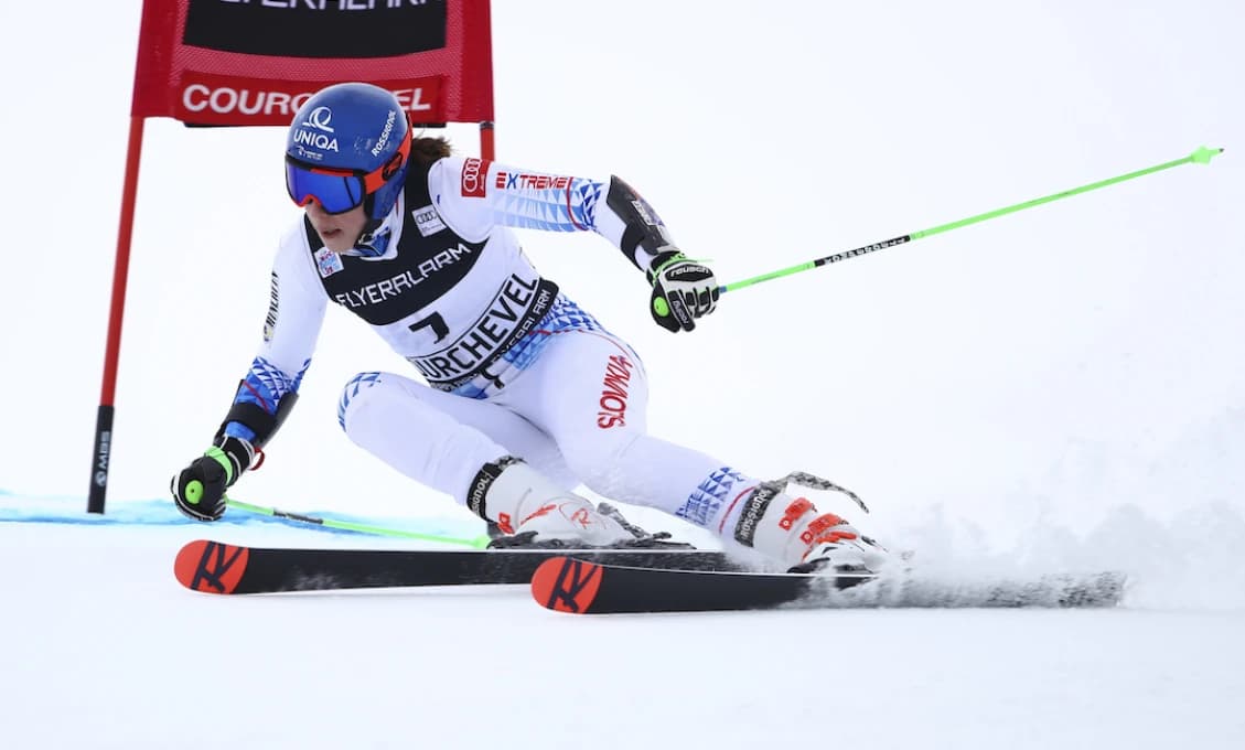 Desivé momenty v Jasnej: Petra Vlhová utrpela vážny pád