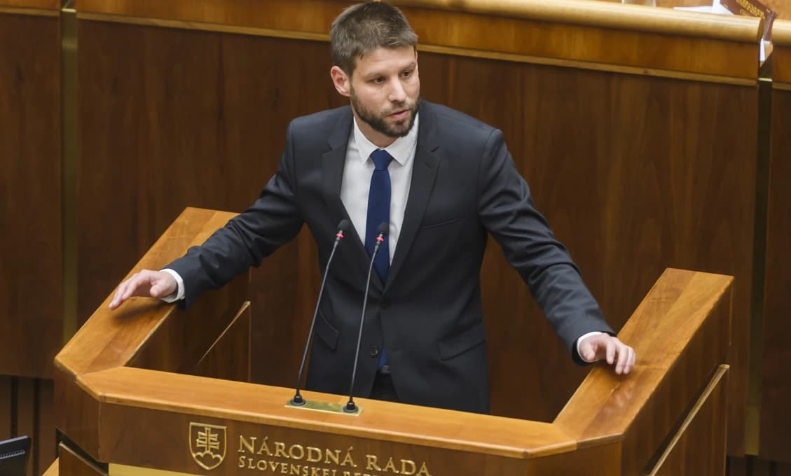 Hlas ľudu: Mončičák Miško s IQ húpacieho koníka