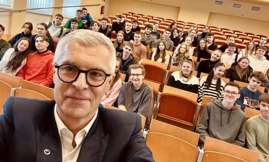 KORČOK SI ZAVARIL! A nielen sebe, aj školám! Rezort školstva prišiel s ostrou reakciou