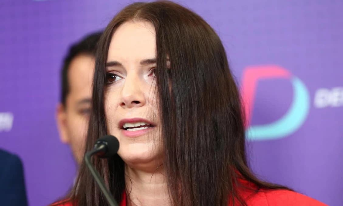 I keď opozícia pohorela, Nvotová odkazuje Šimkovičovej: BOJUJEME, NEVZDÁVAME TO! (VIDEO)
