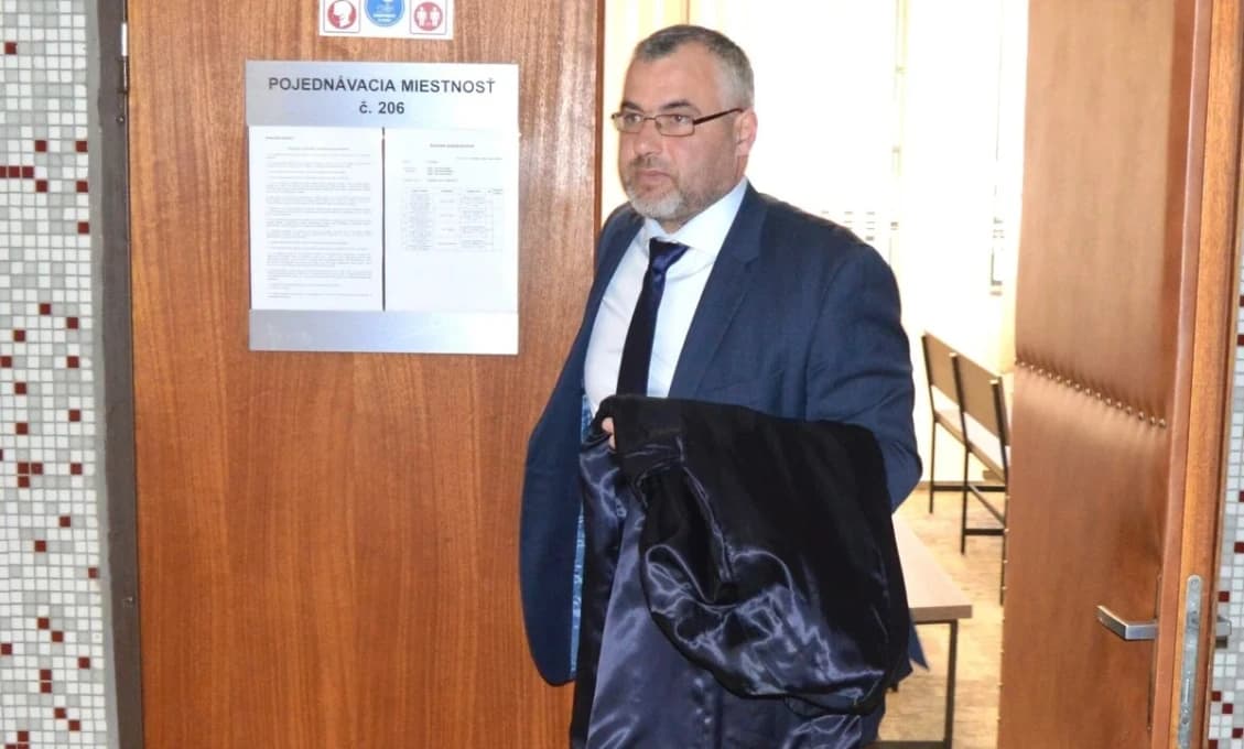 ŠKANDÁL STAROSTA vybehol z auta a utekal pred policajtmi, fúkať ODMIETOL! Trest pre KÁDÉHÁKA? Nastal zvrat