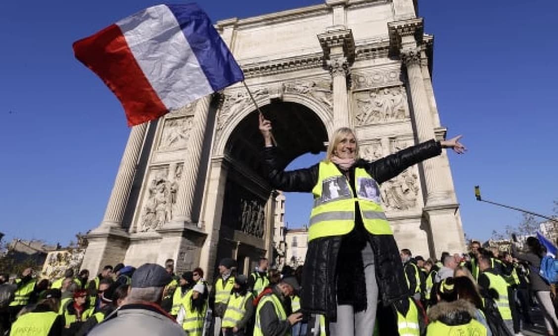 MZVEZ odporúča vyhýbať sa masovým zhromaždeniam vo Francúzsku